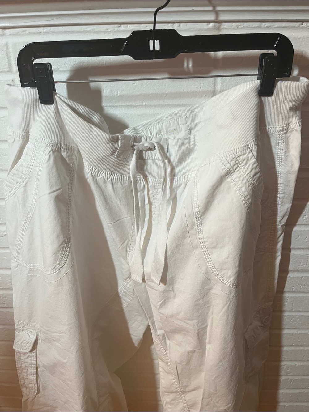 Calvin Klein White Women's Cargo Capris with Drawstring Hem - Picture 2 of 5